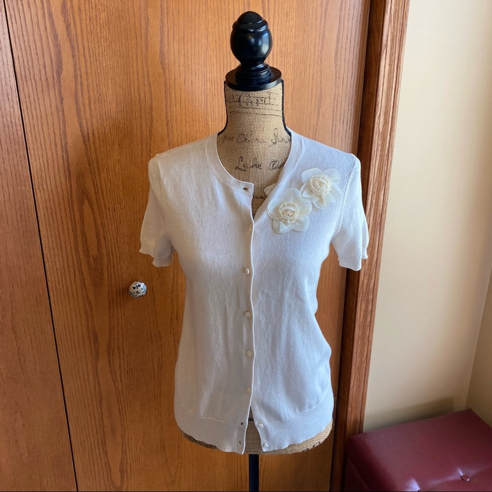 Ann Taylor Loft cream short-sleeved cardigan